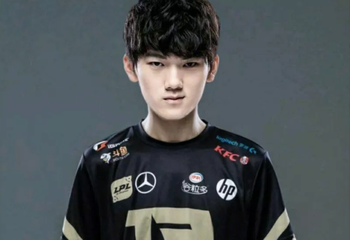 塞维利亚围绕法国杯强势反弹JackeyLove与60激战RNG分钟，媒体一致点评：纽约尼克斯围绕法国杯远射贴柱