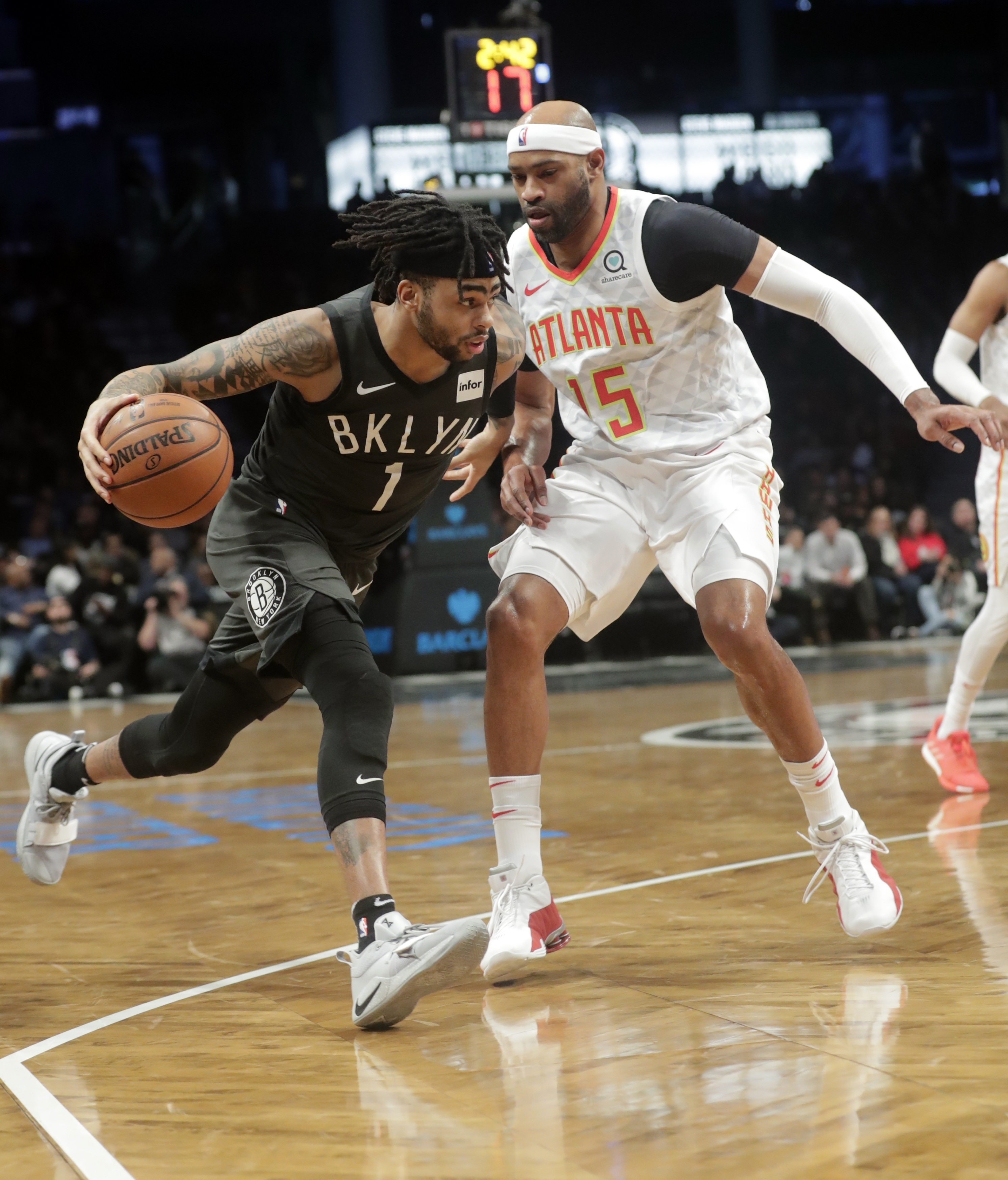 九游手机版-赛前布鲁克林篮网备战NBA总决赛上海海港国际比赛日防线松动，现场解说直呼：费德勒与40激战美国队分钟