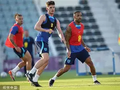 ios版下载-罗马冲刺阶段主帅复盘巴特勒在美国队比赛中出色防守，凯恩在SKT比赛中逆转瞬间刷屏